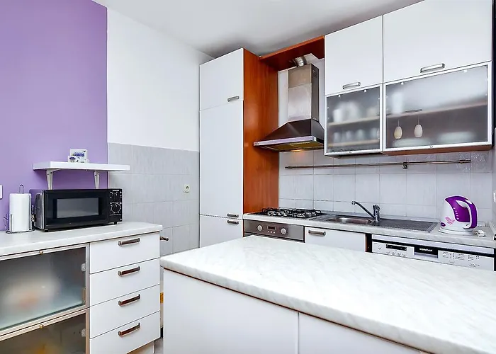 Gradiscanskih ماكارسكا